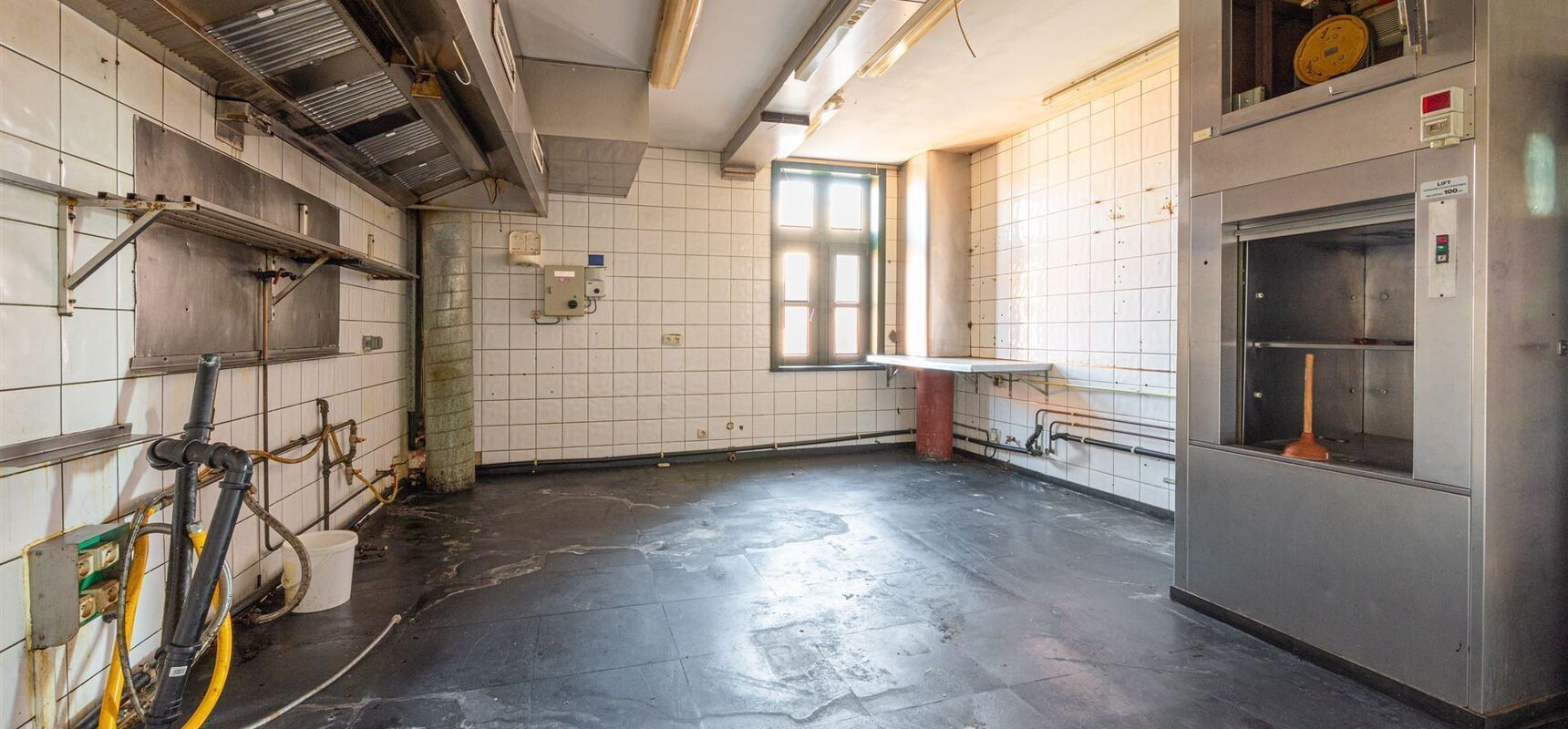 Handelspand te koop in TEMSE