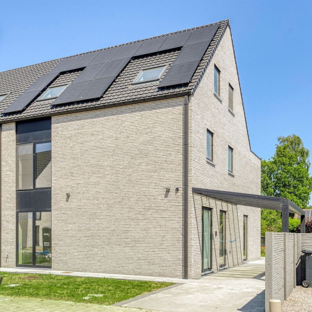 Half Open Bebouwing te koop in BLAASVELD